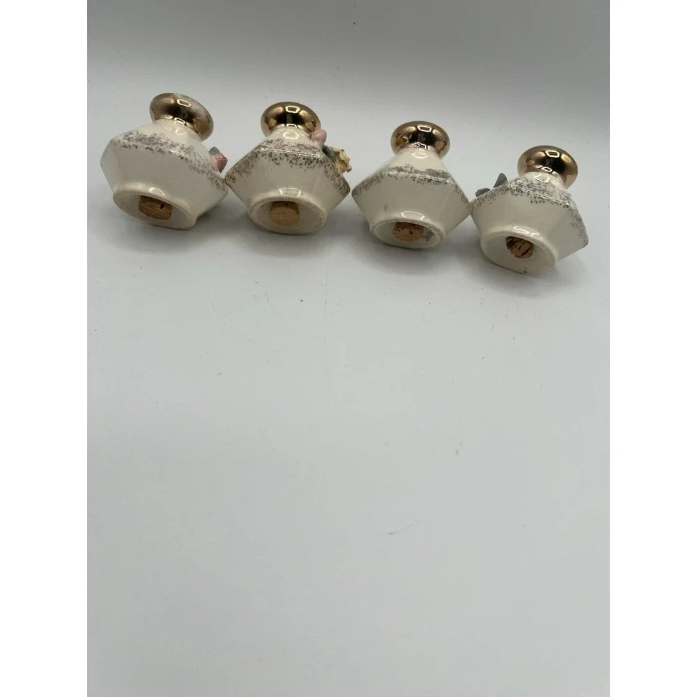 Vtg Lefton Salt N Pepper Set 3D Applied Flowers‎ Gold Accent Porcelain Japan AC